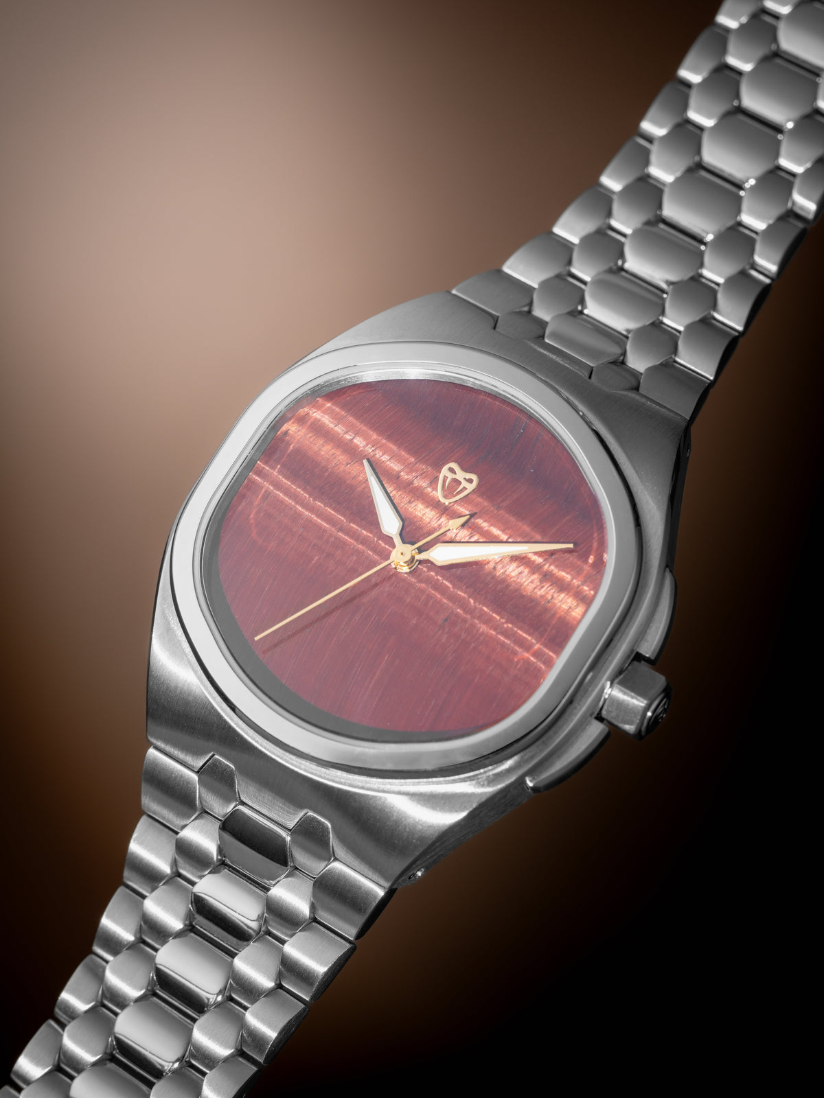 Naga Opera 39 Red Tiger Eye