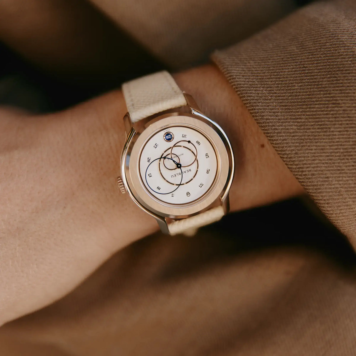 Ecce Lys - Rose Gold Steel Strap