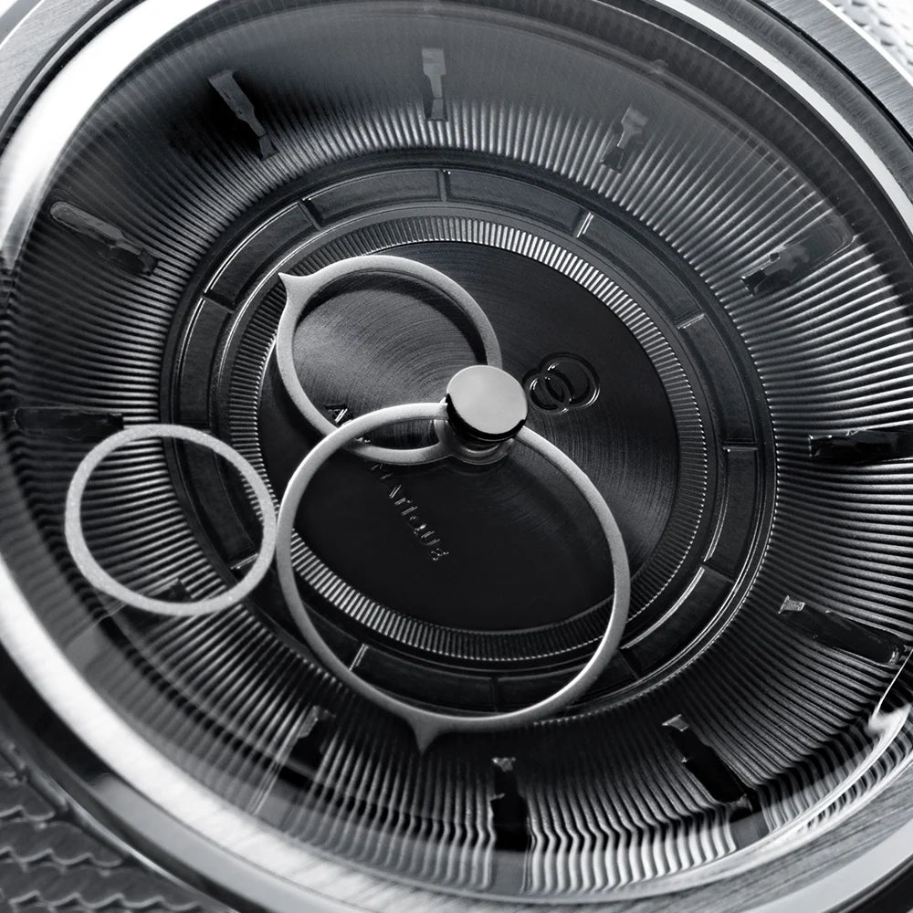 La Pièce n°2 - Black - Leather strap - Grained Black
