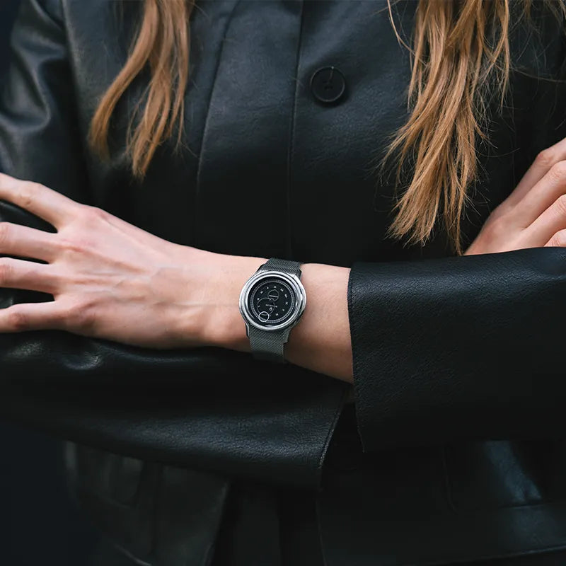 La Pièce n°1 - Graphite - Leather strap - Grained Black