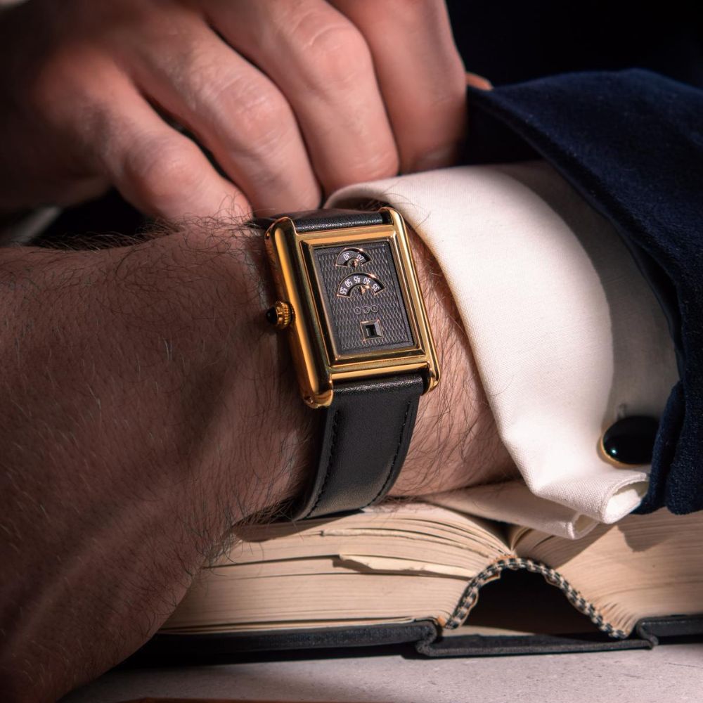 FORMA VENTI | AURUM NOIR