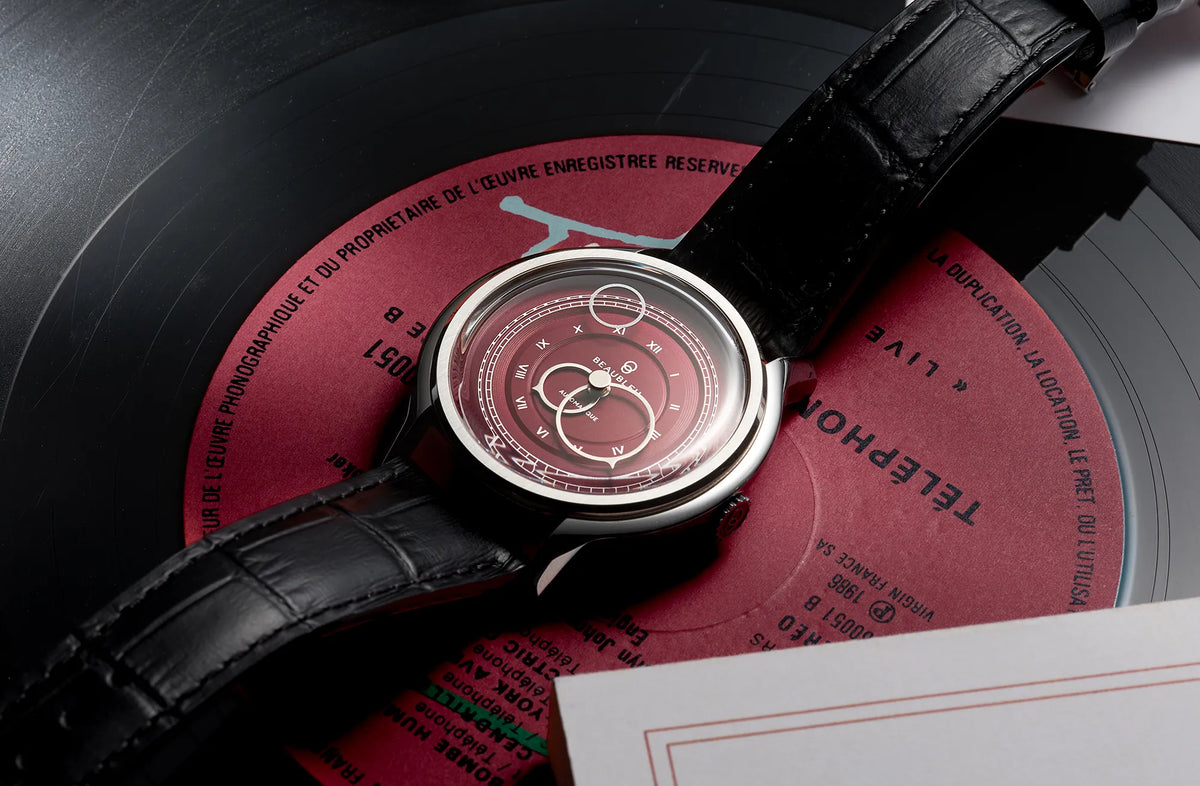 La Pièce n°1 - Burgundy - Leather strap - Grained Black