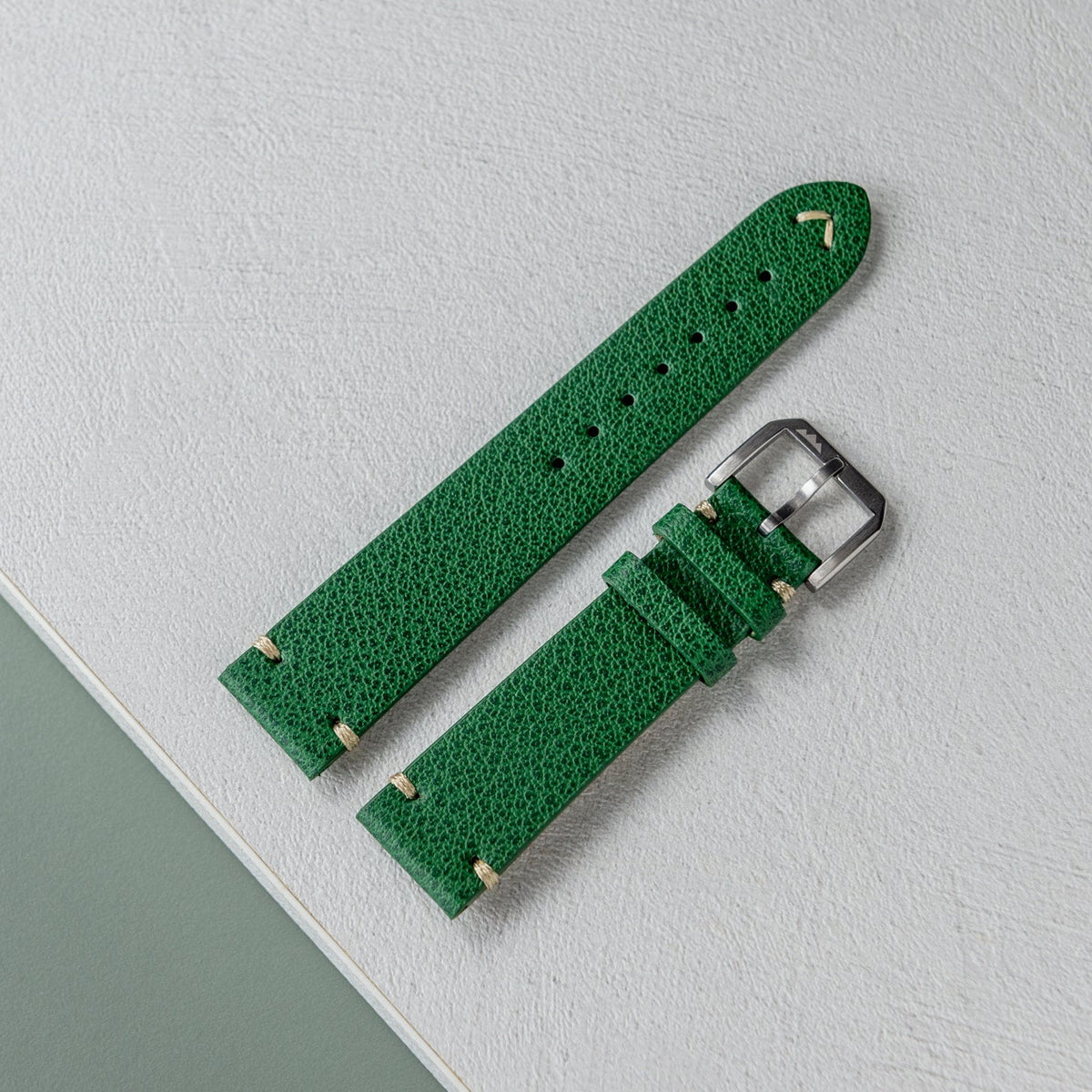 Cinturino in pelle verde Vintage