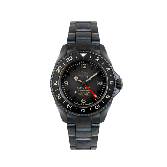 10th ANNIVERSARY - ULTRA DISTRESSED