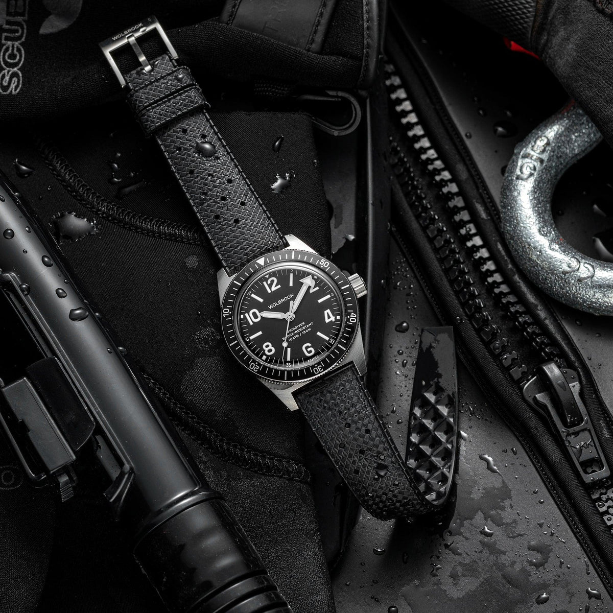 Skindiver Automatic Watch - Black Dial - Black "Tropic" Rubber Strap