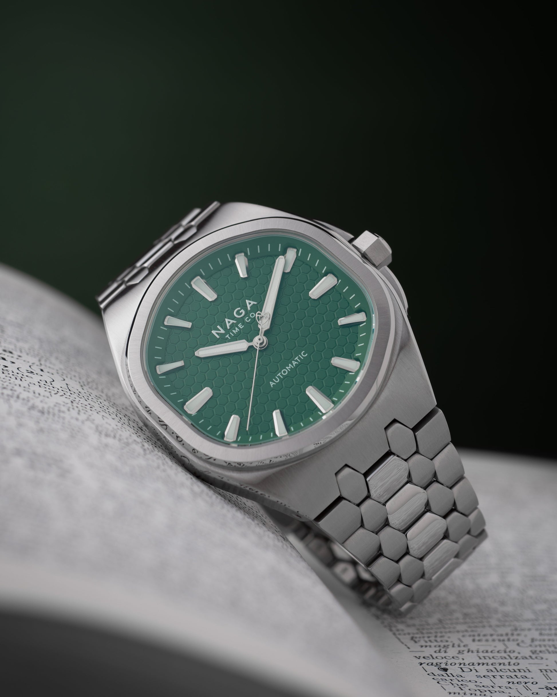 NAGA Spire 39 Serpent Green