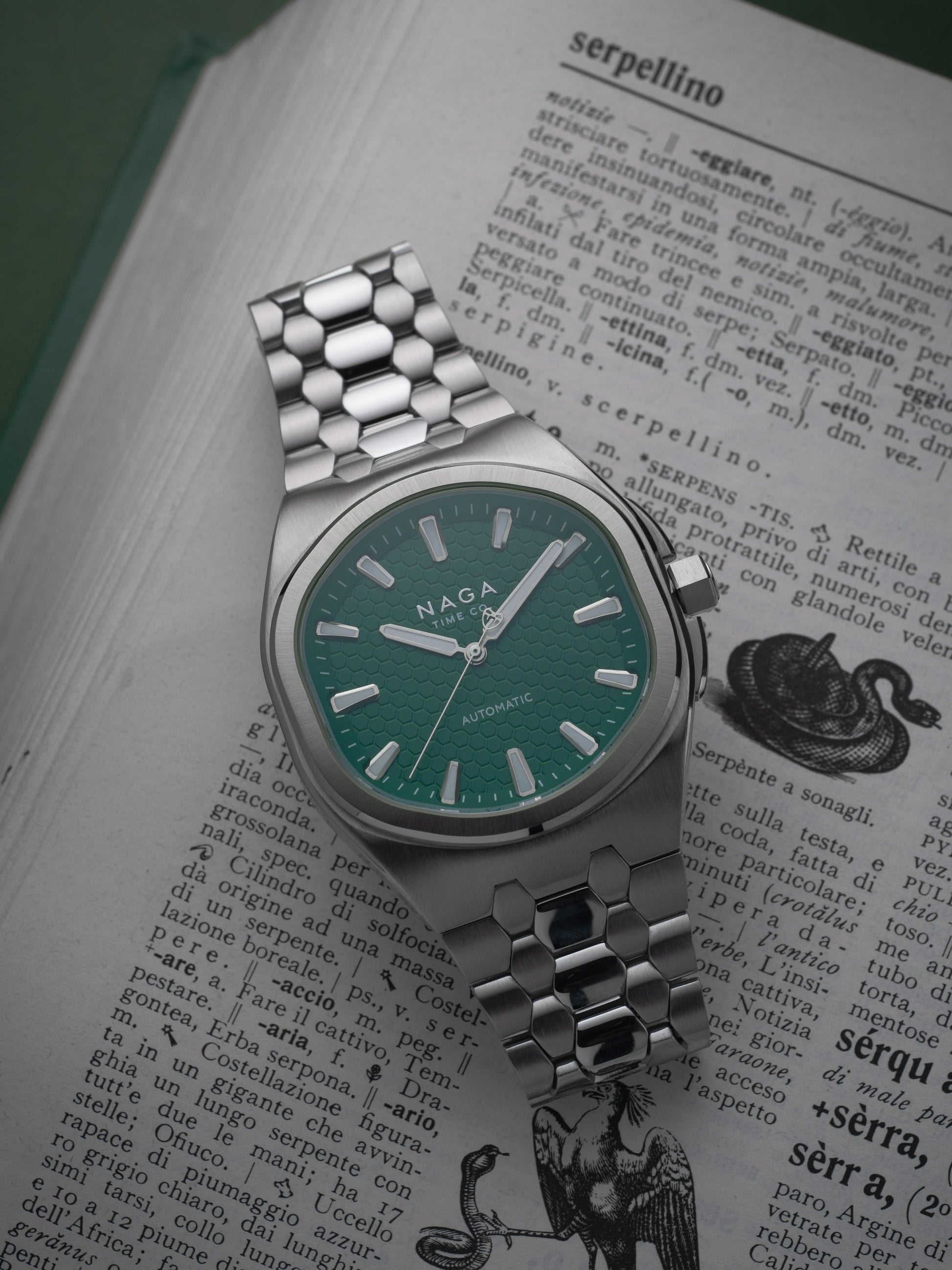 NAGA Spire 39 Serpent Green
