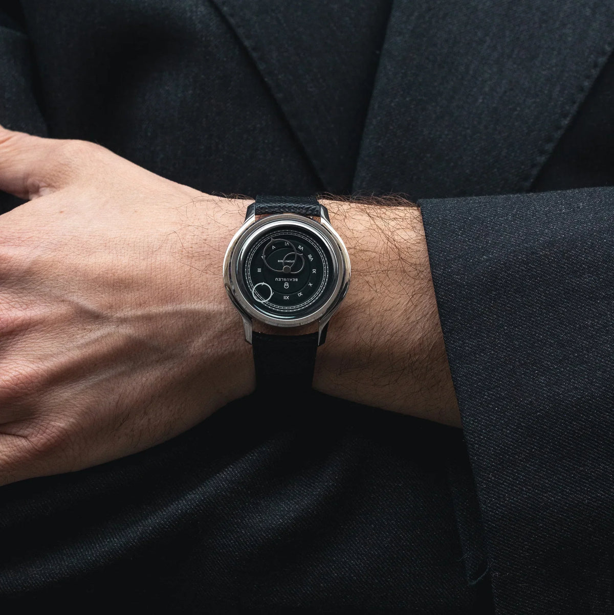 La Pièce n°1 - Graphite - Leather strap - Grained Black